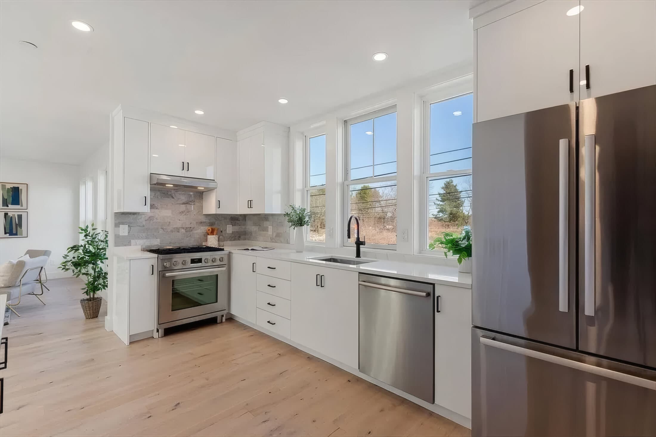 The Elle Group - 654 Mystic Ave 12