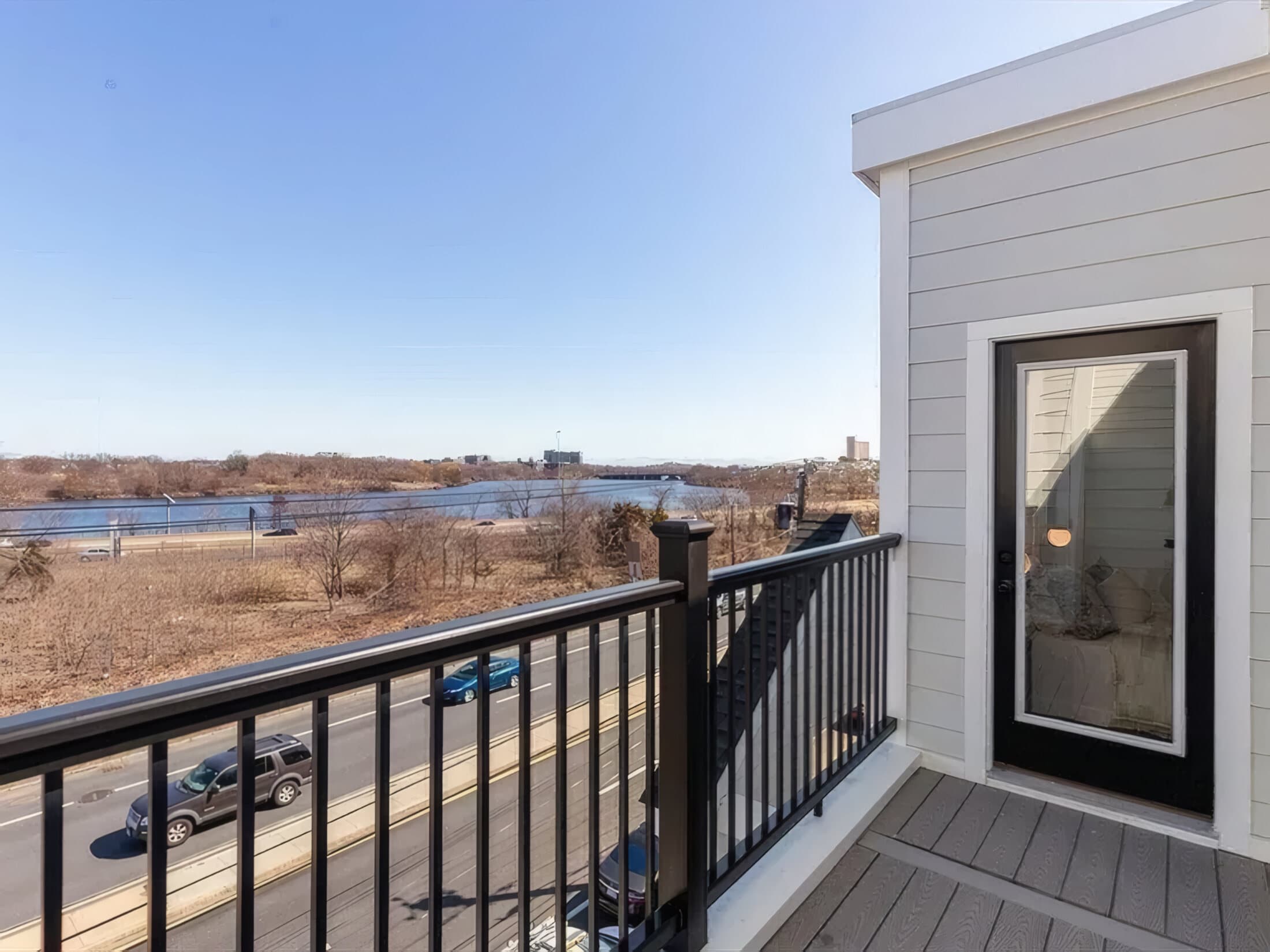 The Elle Group - 654 Mystic Ave 13