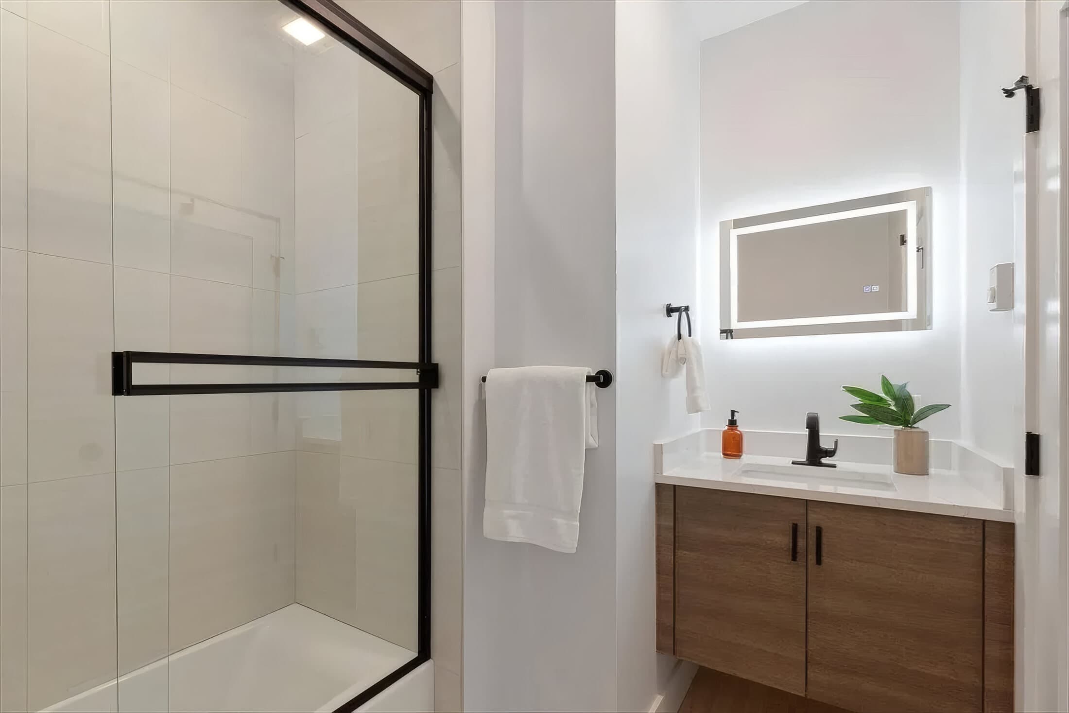 The Elle Group - 654 Mystic Ave 18