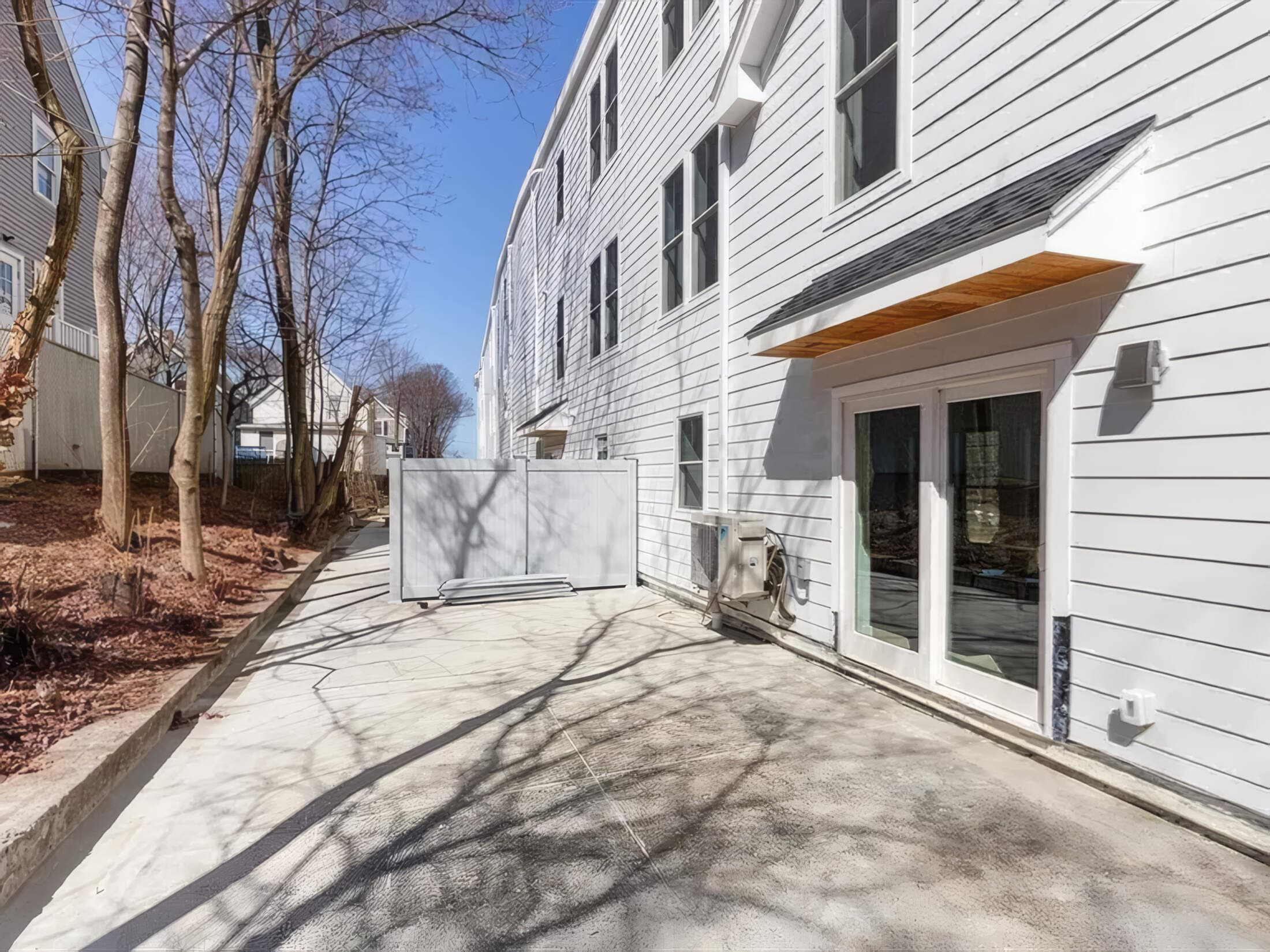 The Elle Group - 654 Mystic Ave 22